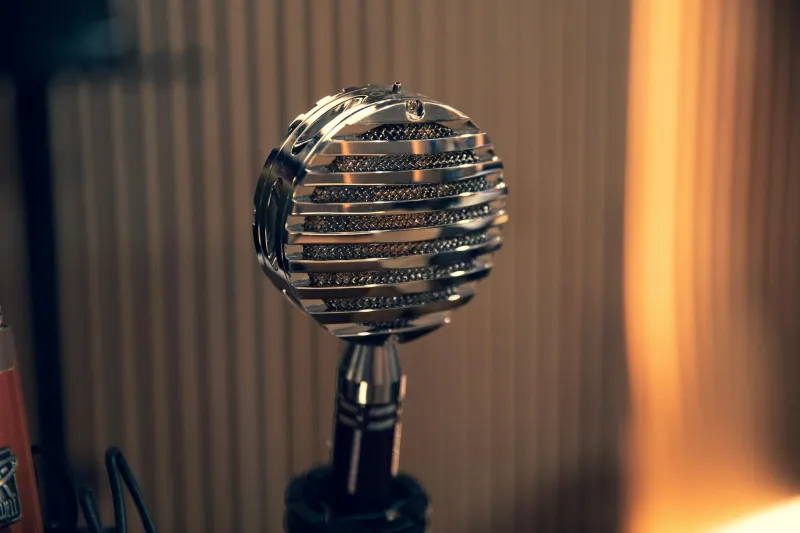 When a Failed Radio Gadget Created the Voice Americans Trust Most